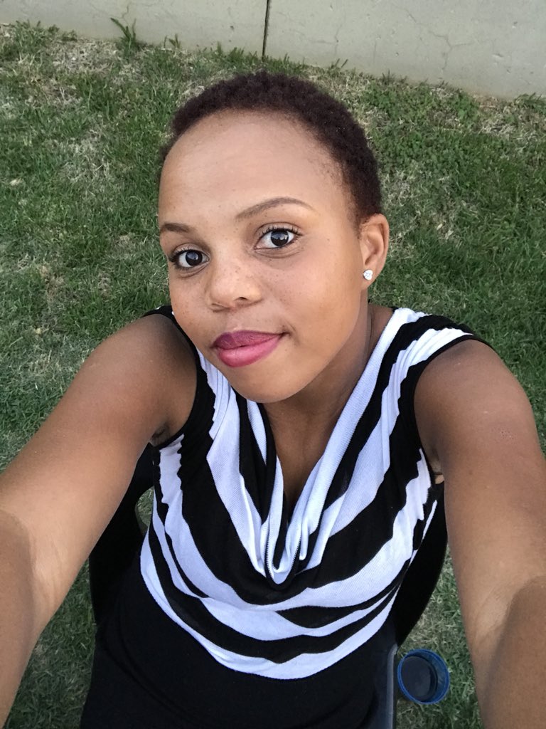 Lugisani_LG's tweet image. 3rd week and we have not found my Niece Pinky who was stolen from her Hospital Bed At Tshilidzini Hospital #HelpFindPinky #WomensMonth  @SAPoliceService @Radio702 @tumisole @MbalulaFikile @Julius_S_Malema @MafuNoncedo