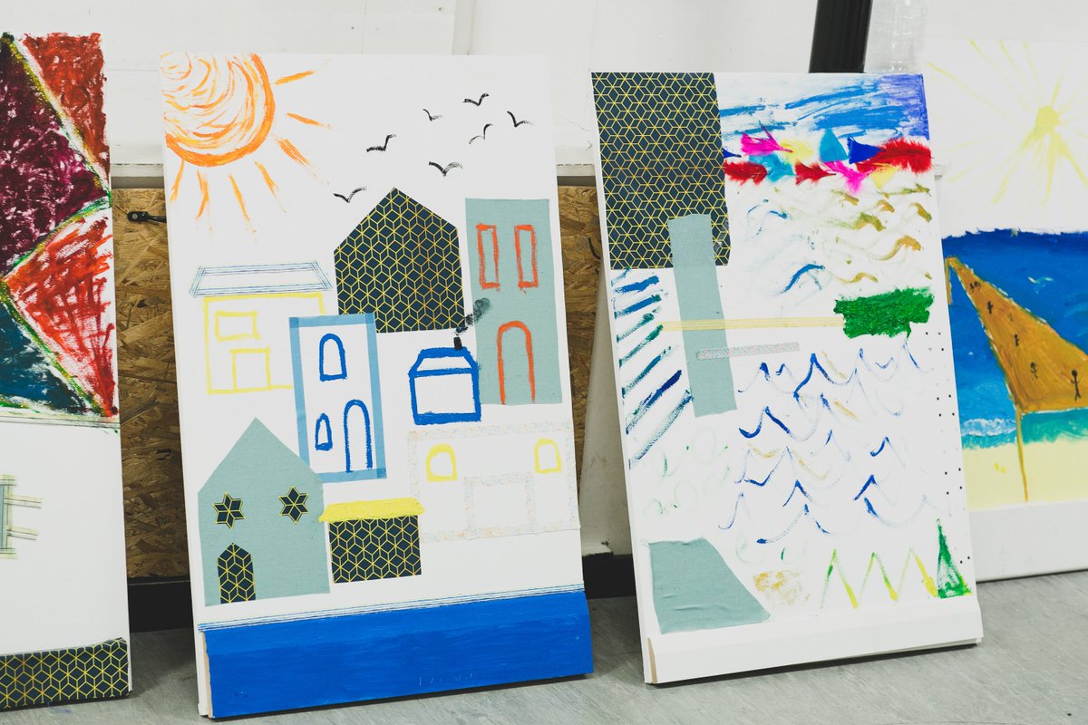 wearereturn's tweet image. How to make skirting boards fun? Paint them!! 🎨 We spent this morning getting creative at our @Skirtboardshop #BloggerEvent