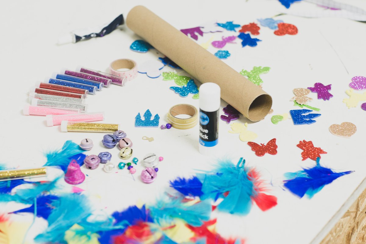 wearereturn's tweet image. How to make skirting boards fun? Paint them!! 🎨 We spent this morning getting creative at our @Skirtboardshop #BloggerEvent