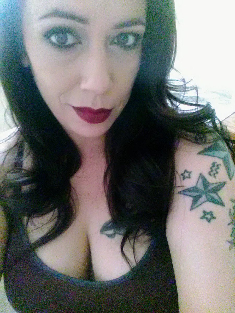 _Deadmomalive's tweet photo. LIVE on....
https://t.co/QVo3VQKGkf
https://t.co/DEOo2pdg9R
Come hang out with DMA!
@GetGrilledG @TwitchPromoters @TERM1N8T0R @SmallStreamRts @girlstreamers @KongRTs #Californiastreamer #shootinggames #latinalady @Restreamio #fourtwenty https://t.co/lZgTg8glzf