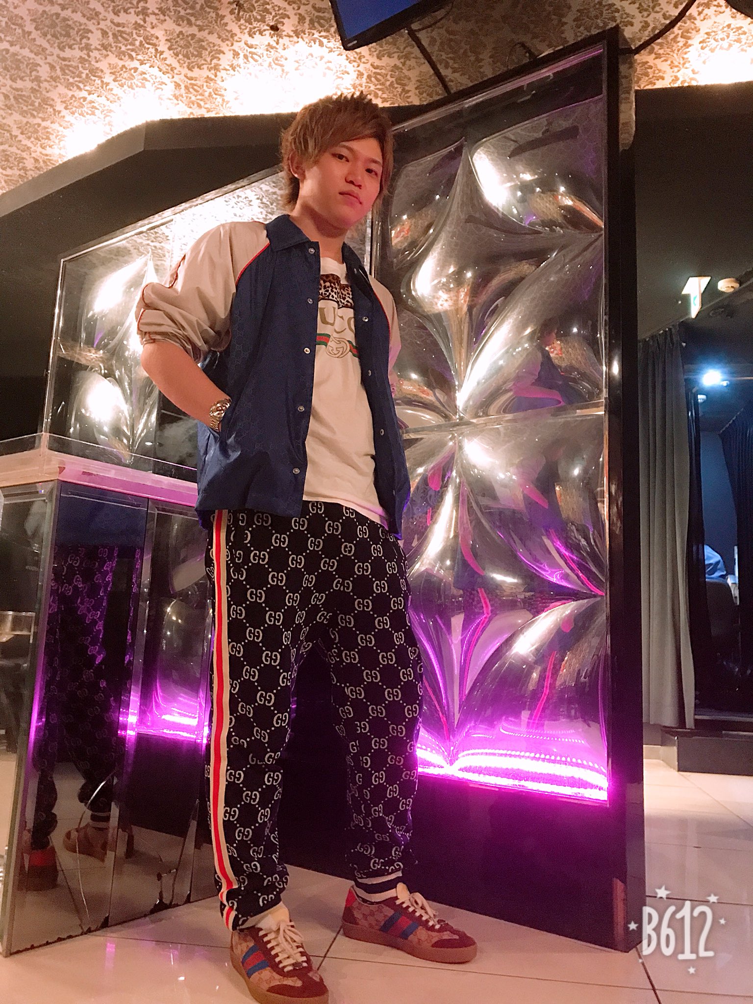 結城梨斗 また買っちゃったー笑 ニューgucciメンです 最近gucciの店員さんの名刺溜まって来た