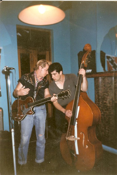 My first gig ever on this day 30 years ago, Where did the time go? #slapbass #rockabilly #adelaide #kustomkulture #flashback #bassplayer @BassPlayerNow @rockabillyonlne <a href="/TheSaucermen/">The Saucer-men</a> #rockindownunder