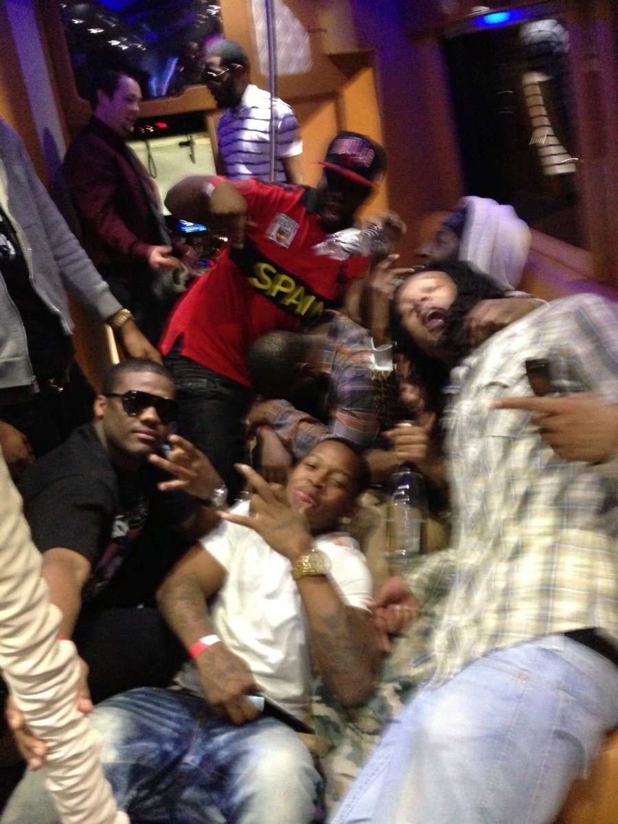 thad2Blue's tweet image. Before the shots!
During the shots!
After the shots! 
@modollaz9  
#TBT #FreeRell