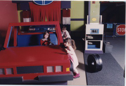 childrensmuseum's tweet photo. Having fun in Kids Town! #ThrowbackThursday #ChicagoChildrensMuseum https://t.co/vgC8gGmkUX