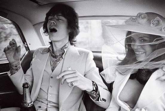 Jessica_1DHarry's tweet photo. No es Harry styles, Es Mick Jagger, pensé que era Harry 😂😂 

Voten por Harry: https://t.co/nlC8YFrZFS https://t.co/GYkgGi1mLF