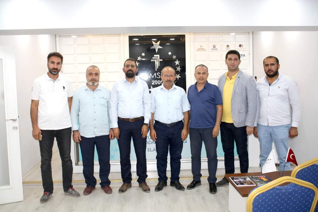 bunyamintogmus's tweet photo. Derneğimize Ziyaretlerinden Dolayı ELEP (Elazığ Ekonomi Platformu) Dönem Başkanı @kamac23 a @mehmetgulofism Teşekkür Ederiz. @fcfatihcitak @tumsiad @sseker23 @neziryesilyurt https://t.co/skLoMvf0hg