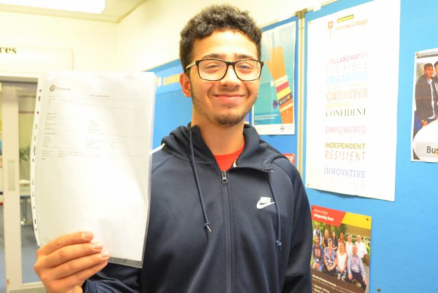 HarrowCollege's tweet photo. Well done Yusif! - "During my #BTEC course, I was well supported by #Harrow #College staff. With my three D*βs I have secured a place at @UniOfSurrey to do an Accounts & Finance degree. I wish to be a chartered accountant in the future." #ALevelResults2018 #JoinHarrow @AoC_info https://t.co/QBCp9sLuMB