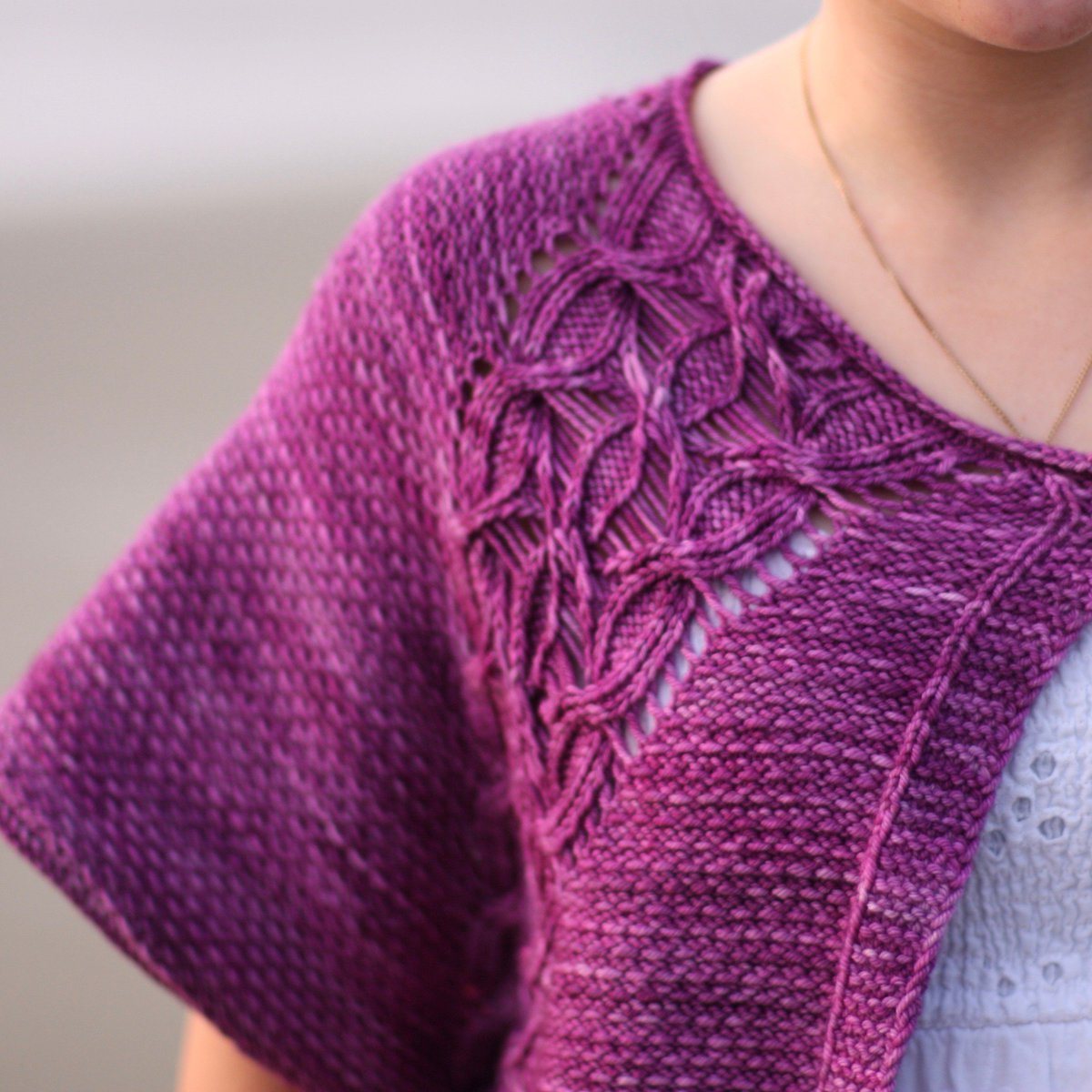 Danis shrug knit pattern is now live on Ravelry and Love Knitting! ow.ly/M1SM30lqZkp