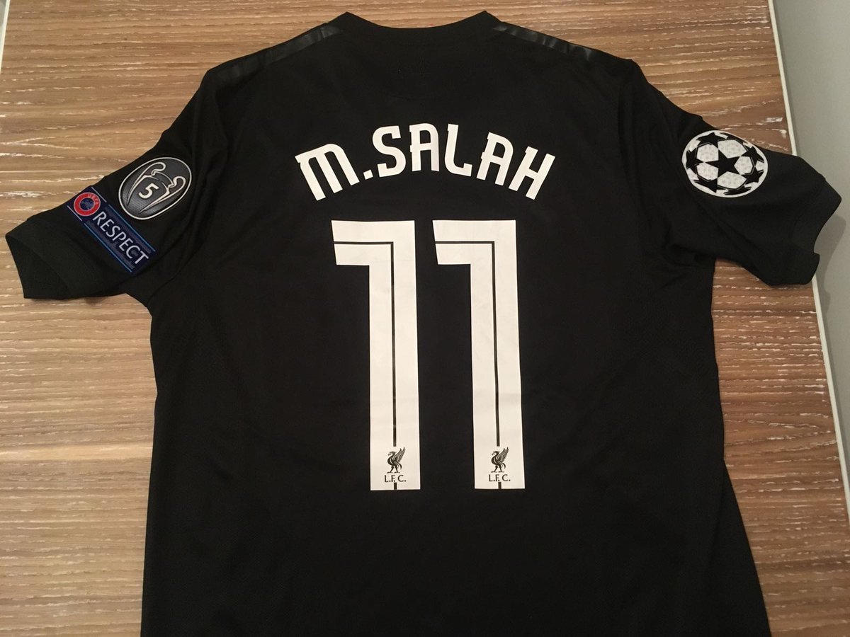 LFC_Turkiye's tweet photo. 📢 ÇEKİLİŞ ZAMANI!!

16 Eylül tarihine kadar; @LFC_Turkiye sayfamızı takip edip, bu tweeti RT eden ve beğenen bir şanslı takipçimize #11 Mohamed Salah baskılı, 125. yıl özel "Limited Edition - Pitch Black" formasını hediye edeceğiz! 🎁🤩

HERKESE BOL ŞANS! 🎲🎰🔴 #LFC #YNWA https://t.co/ymO57zCMqJ