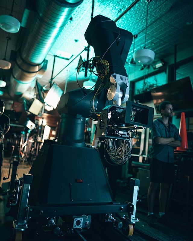 iamVCLV's tweet photo. Going to start posting some more #BTS pics. First up - got to shoot with the Bolt arm. 400 fps on a Flex 4K (thanks @abelcine )!
.
.
.
.
.
#setlife #cinematographer #phantom #masterprimes #bolt
@arri https://t.co/JEUoQYyT9r https://t.co/Em3z2q7bPv