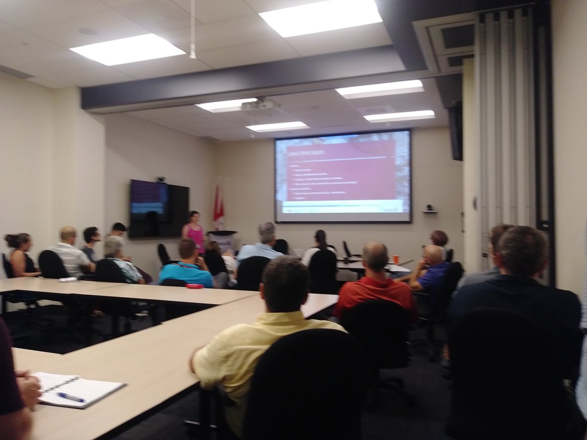 karenbronsard's tweet image. Le jeudi à #geobase, on jase! Cette semaine, nos stagiaires nous quittent. Avant de partir, ils présentent leur projet de stage #JeudiOnJase #ccmeo