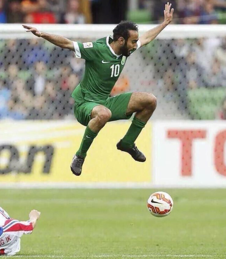 m7mmd666's tweet photo. @L9arami #السهلاوي_ضالة_النصر 
••لم يفهم الرياضيون لماذا تصر إدارة النصر بالتعاقد مع مهاجم أجنبي بملايين الدولارات و النصر يضم بين صفوفه الدولي الهداف السهلاوي 😂😂 https://t.co/4SM68CHNQV
