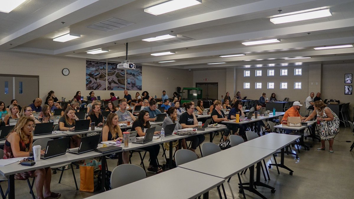 RyanJMaine's tweet image. THE @RoniMacD training over 70 @SantiagoSharks teachers today on the power of #GoogleEDU AND it was a voluntary training. So proud of our staff showing #techgrit! #SHSALLIN
