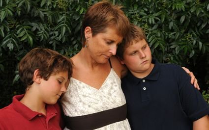 thedailymash's tweet photo. Posh family devastated by bad Airbnb review
https://t.co/vsIU2lPU22 https://t.co/24egvc17Hn