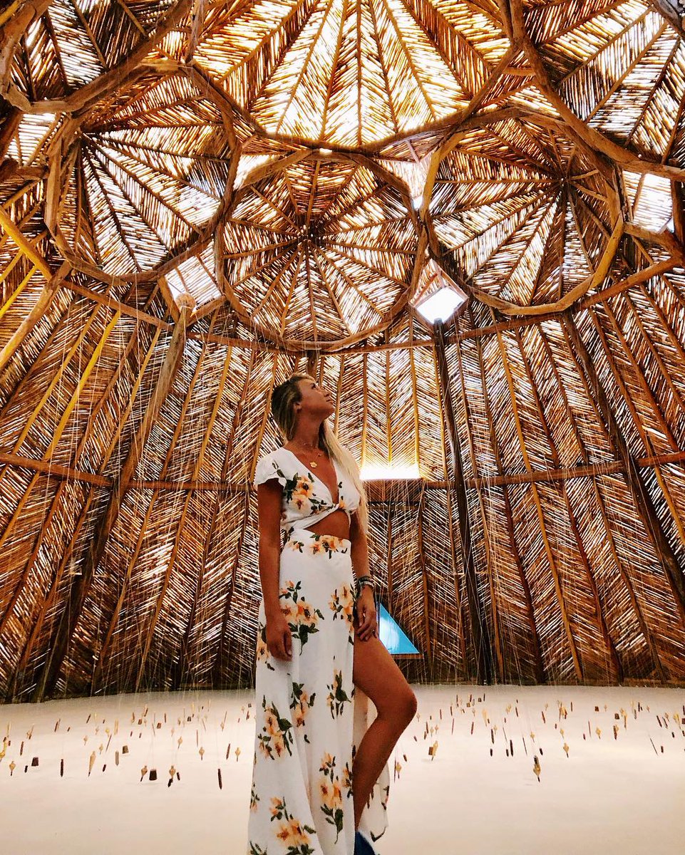 Azulikofficial's tweet photo. I never thought there was a place where art, wellness and hospitality were all together for one purpose. AZULIK Tulum. #azuliktulum #artgallery #mayaspatulum #Repost📷 @taylorbuczynski https://t.co/v5jB0J10w1