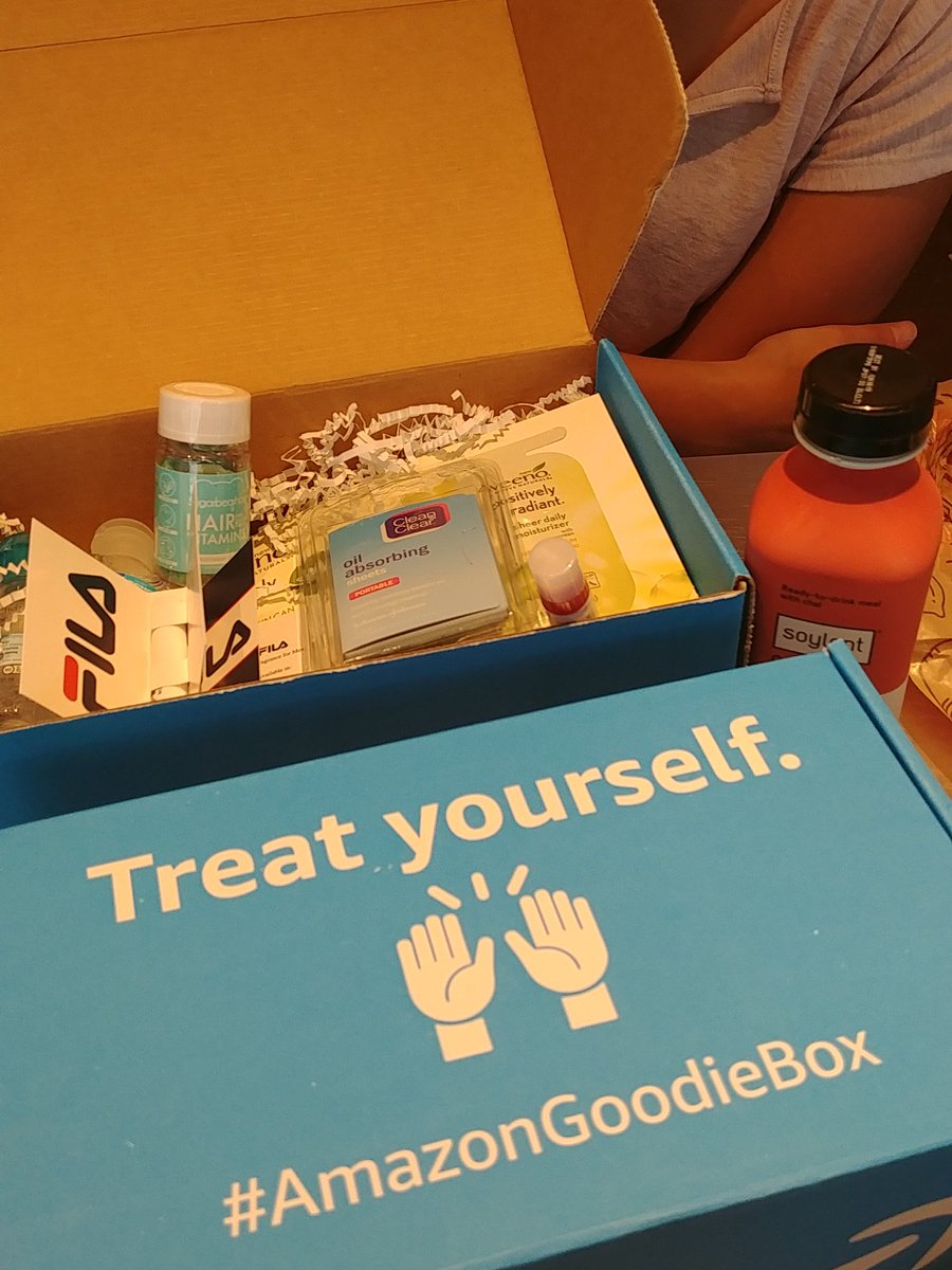 laranicole's tweet image. First full day in Pittsburgh and already I can tell that the city is pulling hard to be the site of #HQ2 . #amazongoodiebox Thanks for the free samples!