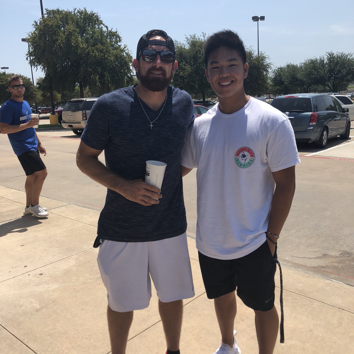 Brandon_lam8's tweet photo. So I went to chipotle...and @DudePerfect was there https://t.co/Qh8kwZ1rF8