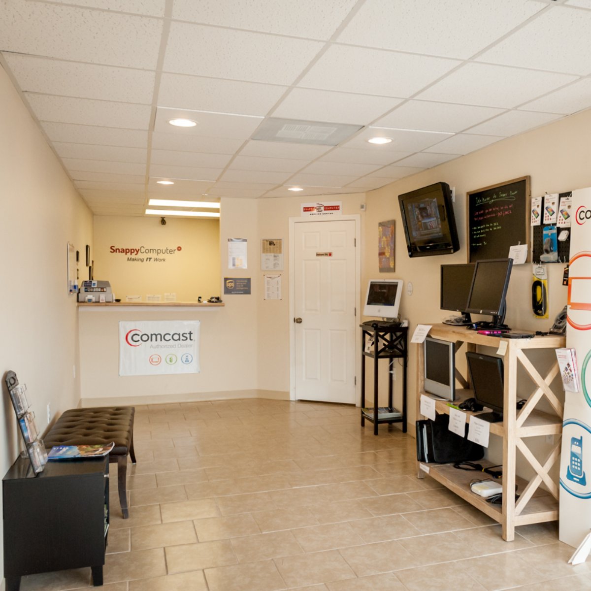 snappycomputer's tweet image. Welcome to the office! #SnappyComputer #MakeITWork #HereforYou