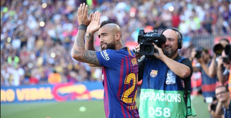 TNTSportsCL's tweet photo. Prensa española elogió a Arturo Vidal (@kingarturo23): "Mostró su ADN Barça" https://t.co/ZIogrDjBrF https://t.co/ta6TUCZxFP