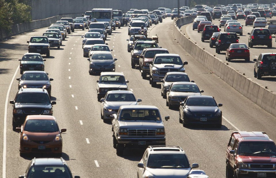 Oregonian's tweet photo. Oregon will seek tolls on I-5, I-205, study tolling all metro highways   https://t.co/F1OpdqL5y1 https://t.co/aAju6e8Mzu