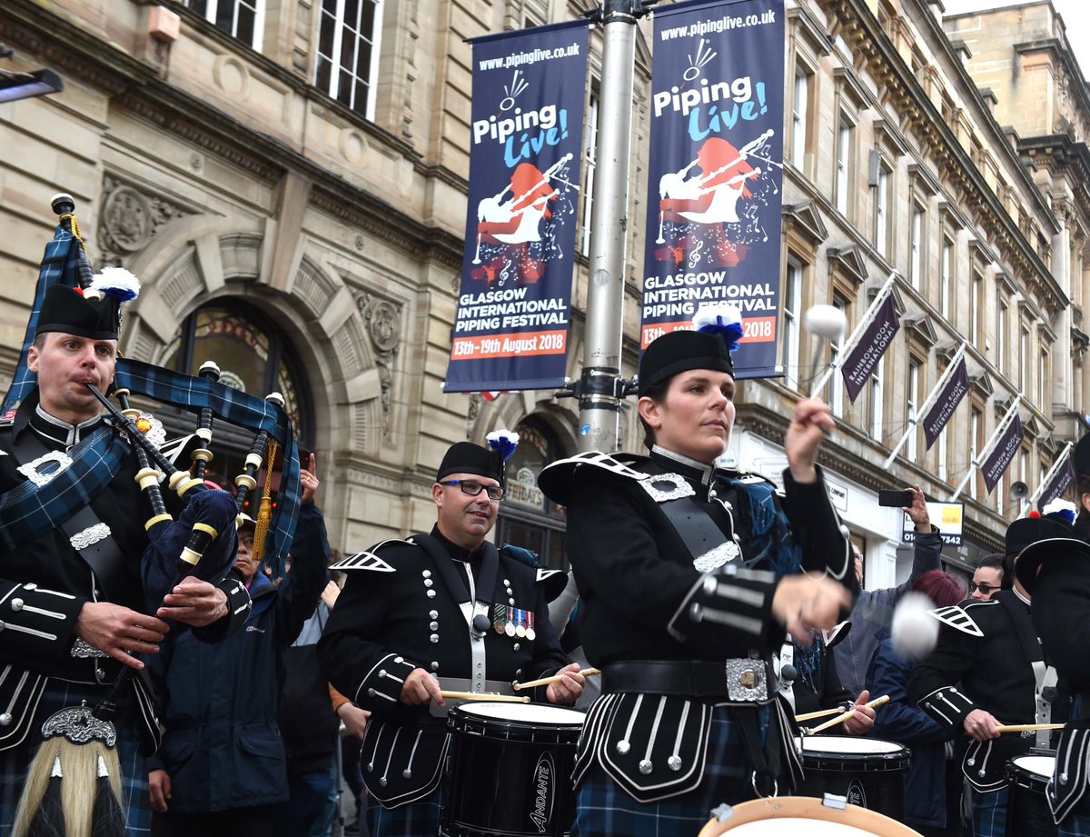 EdinburghTattoo's tweet photo. Incredible atmosphere in Glasgow today as @GlasgowPiping was in full swing. Did you catch our @PipersTrail performing on Buchanan Street? #piperstrail #edintattoo https://t.co/GSC0yMEJtp