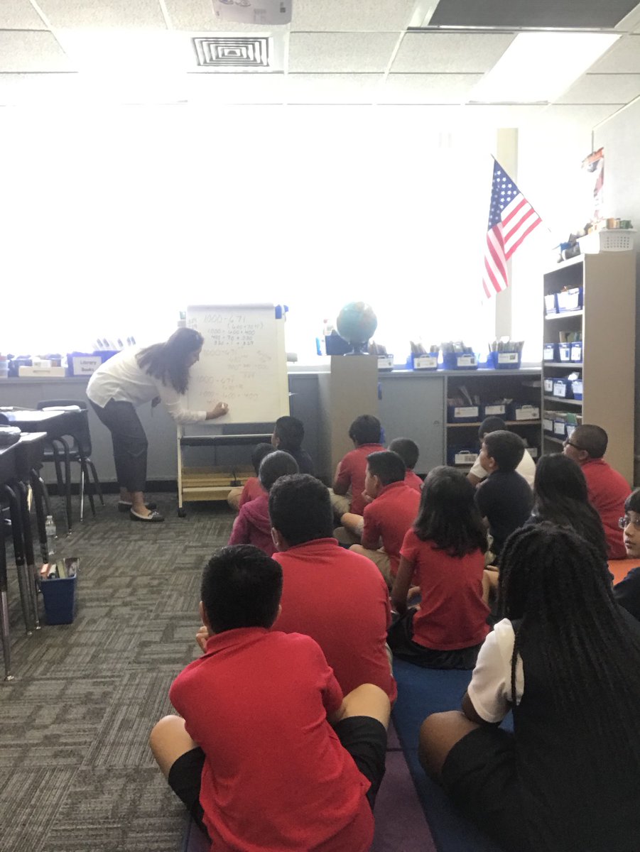 tresanguianos's tweet image. Thank you @numbertalks for transforming our teaching.  Our #HartfordHuskies are better mathematicians because of you!