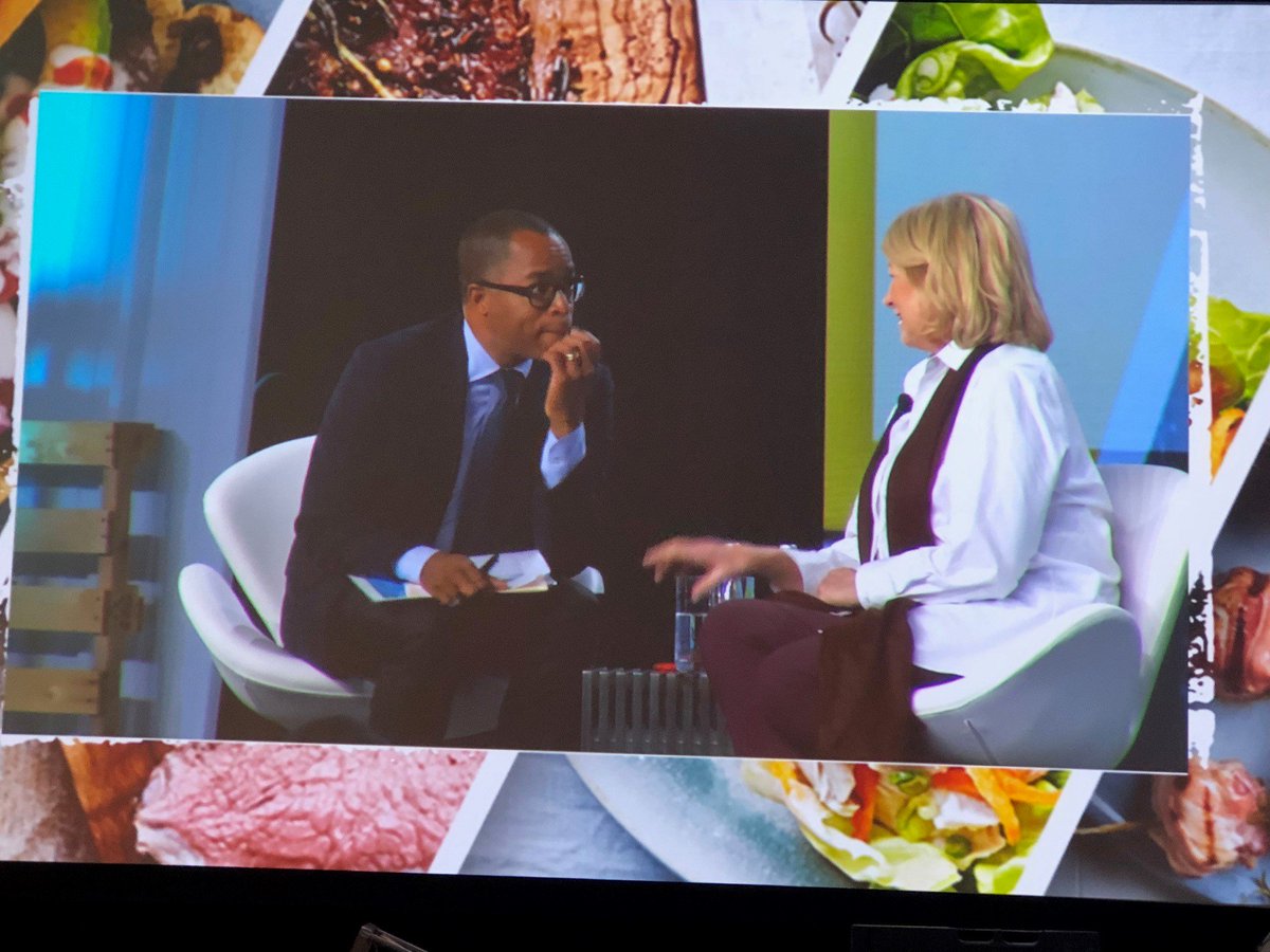 AmerMeetings's tweet photo. "Look for the lemonade, not the lemons." - @MarthaStewart. Thank you, Martha Stewart and @usbank for an incredible Luncheon Plenary about how to overcome #adversity. @NGLCC #NGLCC18 #LGBTUnity #StandOutTogether #Motivation #Inspiration #ThursdayThoughts https://t.co/OLp1tG5KOQ