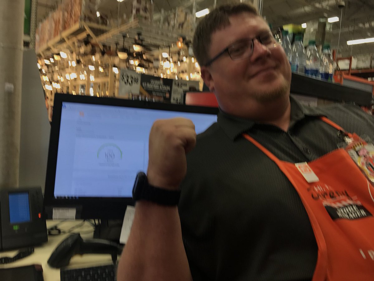 melaniepayneTHD's tweet photo. Mr. Kline sporting my favorite number! 💯 #keepemcomingback #likelytoshopagainandagain https://t.co/dReAjoRyBV