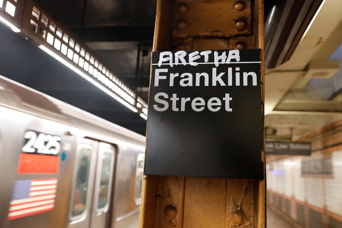 Aretha Franklin honored in subway graffiti nyp.st/2nKr9cM
