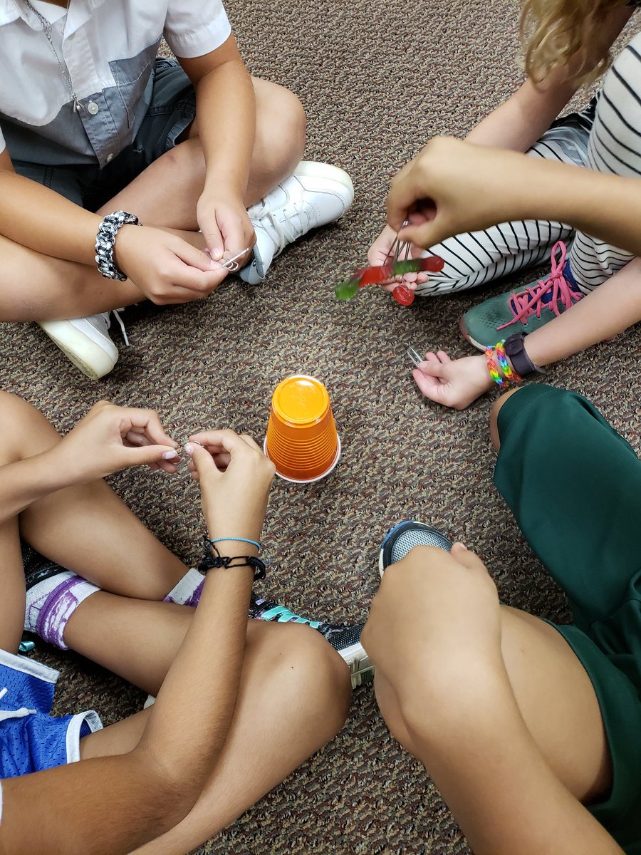 ksuwildcat03's tweet photo. Team building happening in 2nd grade! #savefredtheworm
@MadisonPlaceK5 https://t.co/ccO1kRwn7e