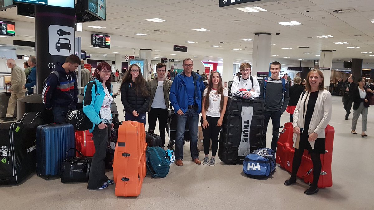Craig_Burn's tweet image. A nice wee surprise to see the @ScottishCycling #NorthEast team at @EdinburghAirpo1 this morning. Good luck in #Norway