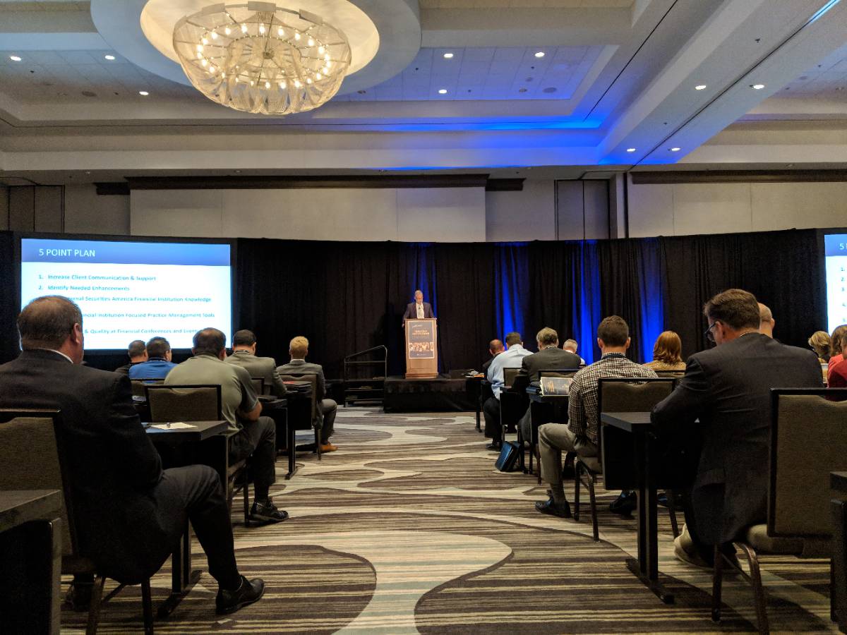 SecuritiesAm's tweet photo. Jim Norwood, President of Financial Institutions @SecuritiesAm, welcomes Bank &amp; Credit Union #FinancialAdvisors, Presidents &amp;CEOs from across the U.S to the 2018 #SAIFinancial conference. We look forward to learning how to take full advantage of #InvestmentPrograms. 💡 https://t.co/PeO25L04Ug