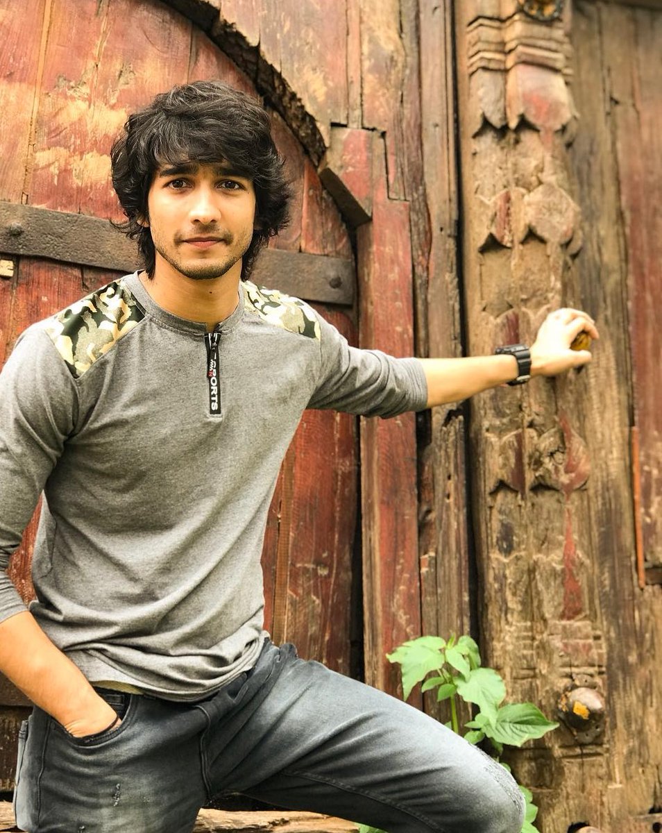 7Swayam's tweet photo. This is called cuteness
@shantanum07 https://t.co/TEPAvqAHlu
