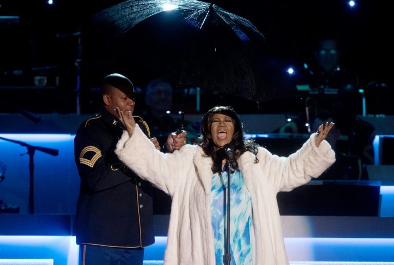 1AntiAgingClub's tweet photo. Outpouring of tributes to death of 76-year-old music icon Aretha Franklin ... 'A rare treasure'

#ArethaFranklin https://t.co/TnTmCsoFLF