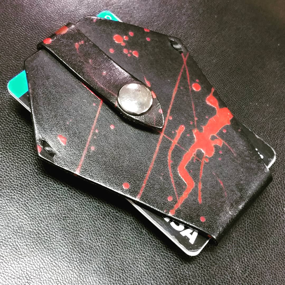 skinsmithstudio's tweet photo. A good friend of mine got this #coffin #cardholder from me when I moved from Richmond to Raleigh a year and a half ago!  Love showing off how well real #leather ages, it's beautiful in every stage (and useful forever, if you maintain it! 😉) https://t.co/jxuQnJW0hD