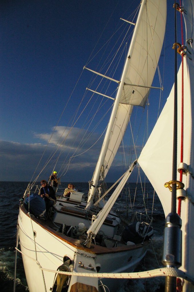 59NorthSailing's tweet photo. @BillSimmons GREAT Rewatchables. I worked on ‘Woodwind,’ the Wedding Crashers sailboat for 5 years. Chris Walken refused to drive: “I ACT, I don’t SAIL!” Capt. Jen was driving off camera as they sailed (and he acted!) https://t.co/naO5jkxMpk