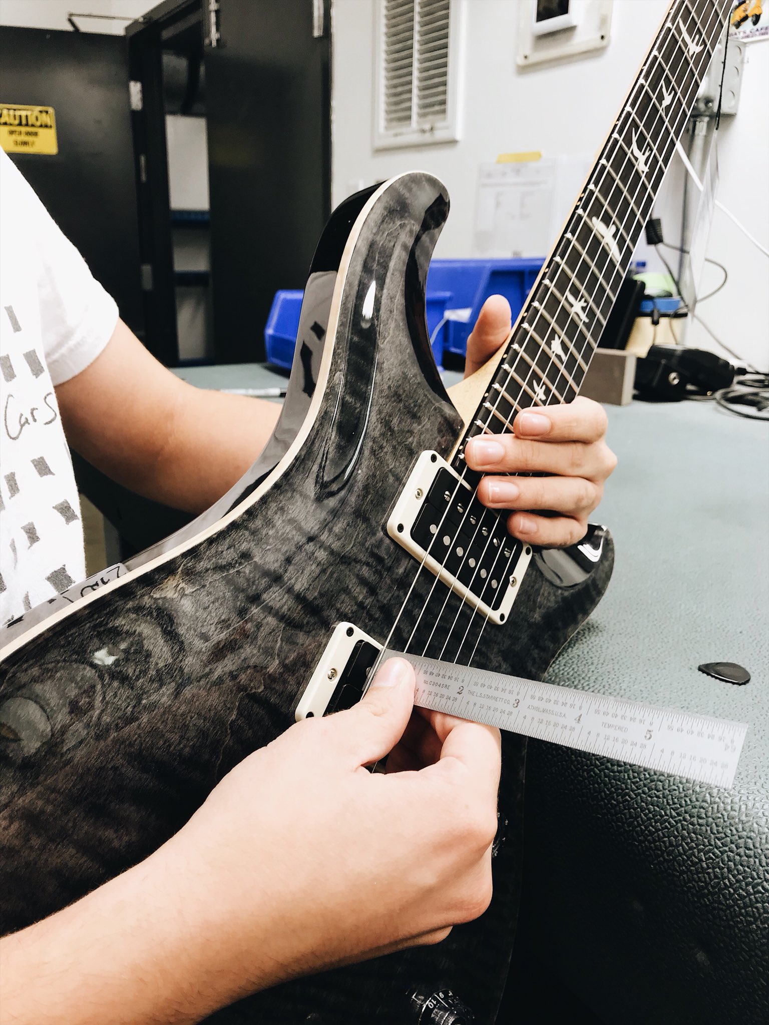 prsguitars-on-twitter-what-s-your-go-to-22-or-24-frets