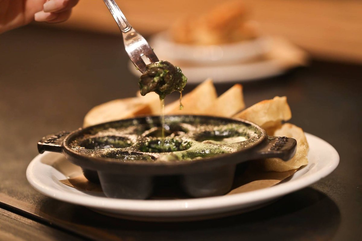 HEAR YE! HEAR YE! #SanDiego #HappyHour Alert!

Just Updated: <a href="/thesmokinggoat/">The Smoking Goat</a> | #NorthPark | 5:00 - 6:30PM #Daily ow.ly/SkbA30lr498 

#FrenchBistro #Wine  #EatLocal #SD