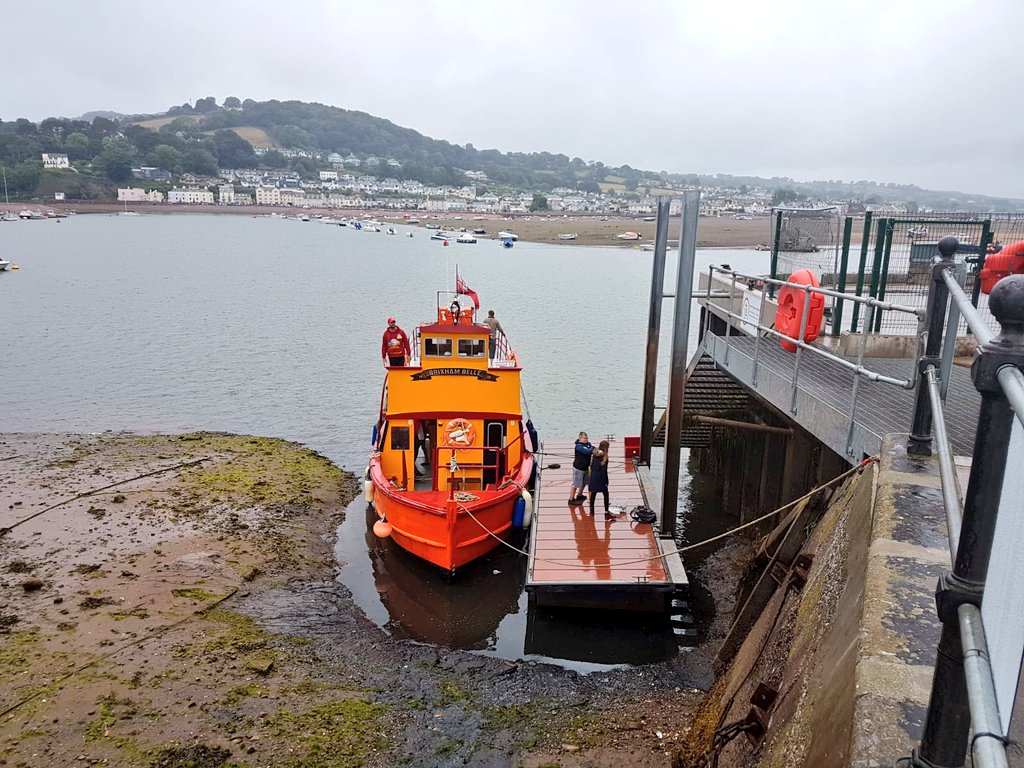 Hats off to captain John - that was some parking! #WhereHasAllTheWaterGone #Teignmouth #RoundRobin