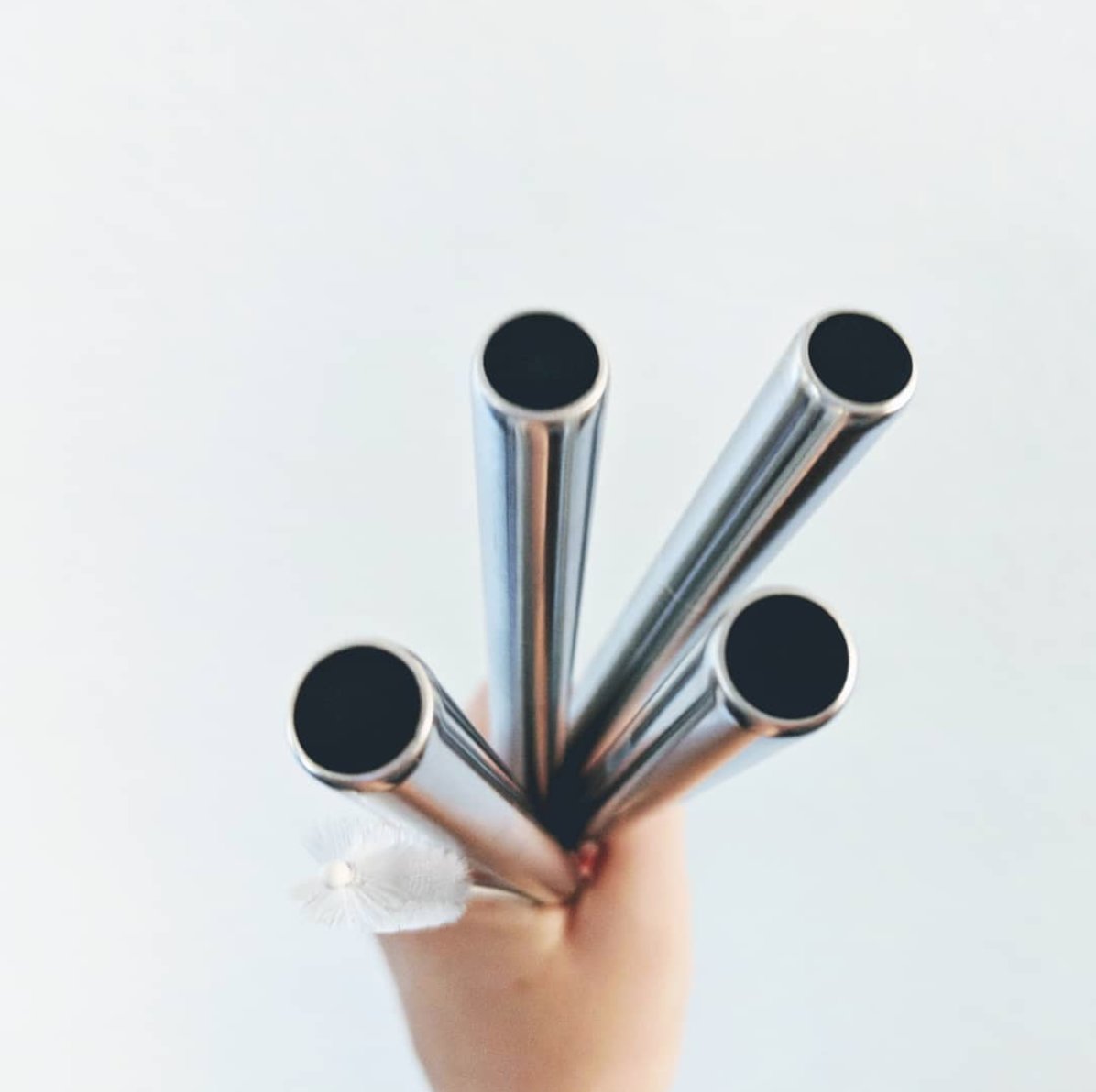 It can take up to 200 years for a single plastic straw to decompose. Invest in a reusable stainless steel straw. 📷: <a href="/gowasteless/">Go Wasteless</a> #DoBeautifulThings