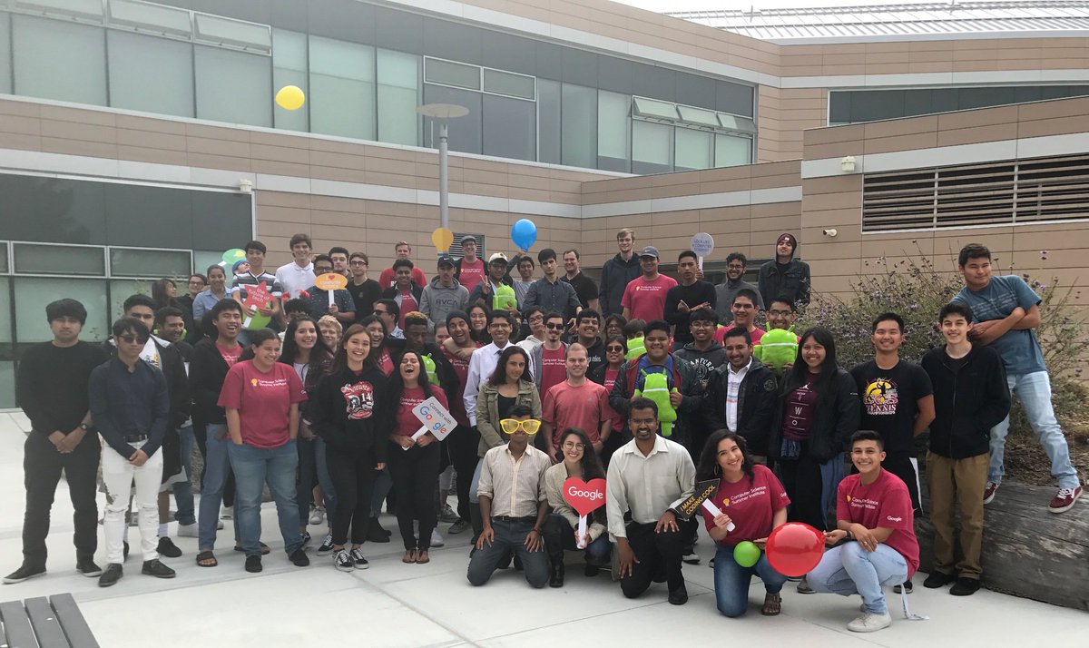 csinthree's tweet image. Our incoming freshmen just completed @Google&apos;s CSSIx program. Thank you @DigiNEST for lending our students some laptops. #cssix #csinthree