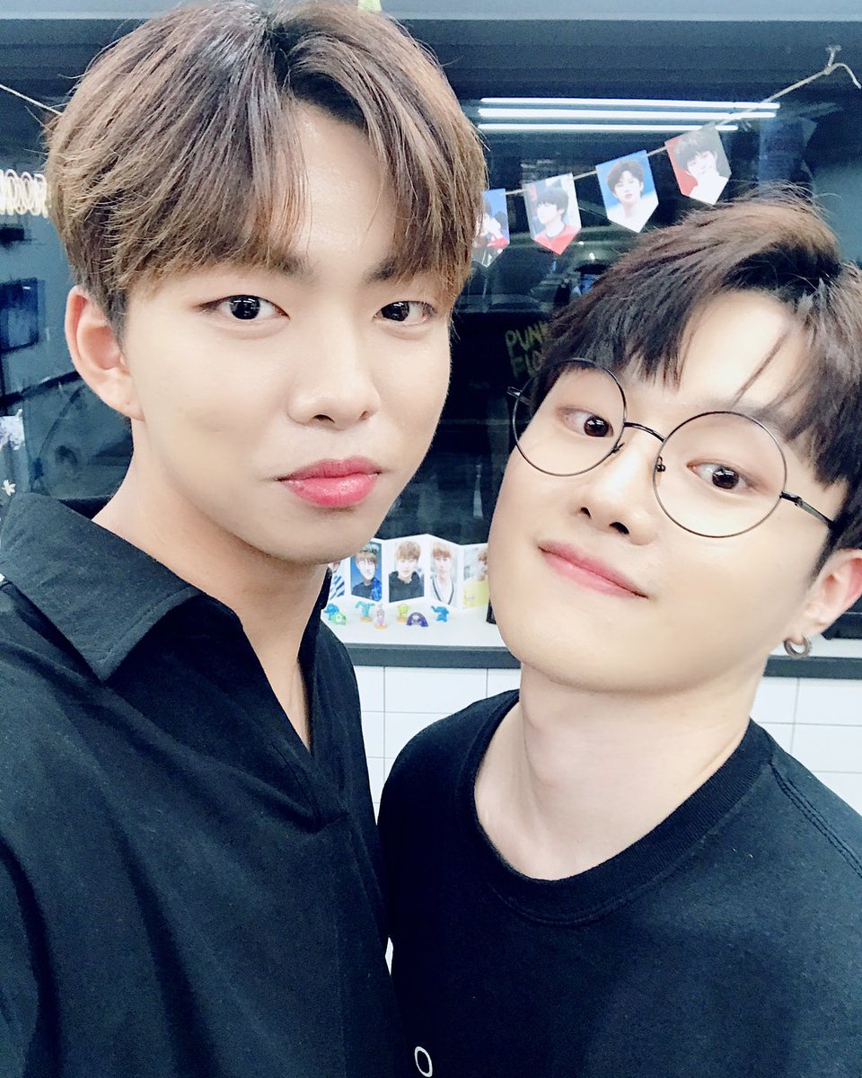 Unb M ジサンig ジサン マルコ 熱血男児 Unb 同じく 熱血男児1周年の感謝とこれからもよろしくという内容のコメント T Co Acrzehsjkd Unb M ジサンig ジサン マルコ 熱血男児 Unb 同じく 熱血男児1周年の感謝とこれからもよろしくという内容のコメント T Co Acrzehsjkd