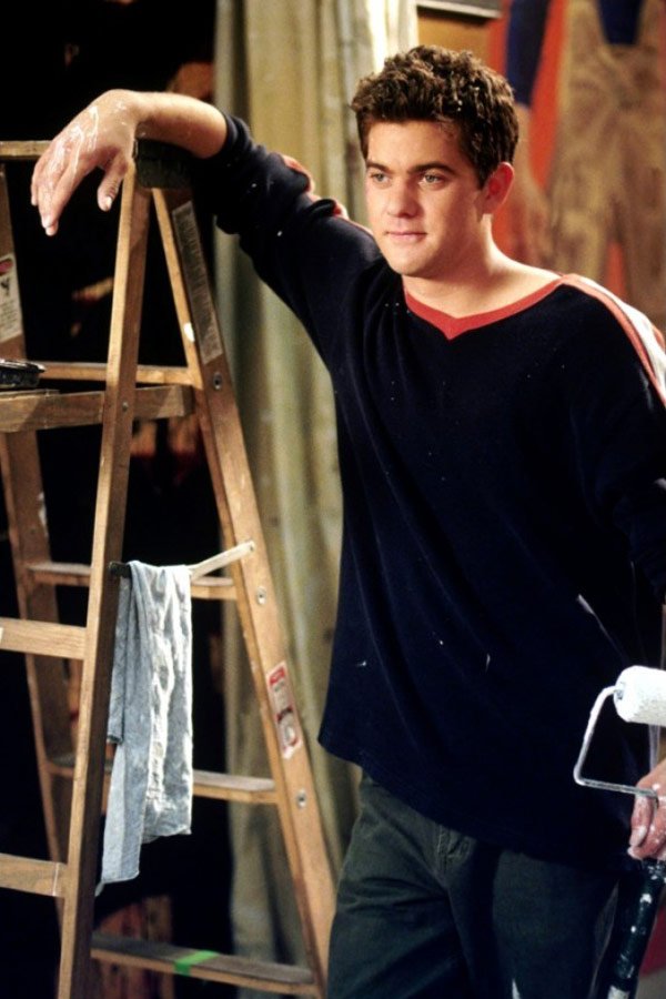 d4vidryan's tweet image. 90s Joshua Jackson was everything 😭