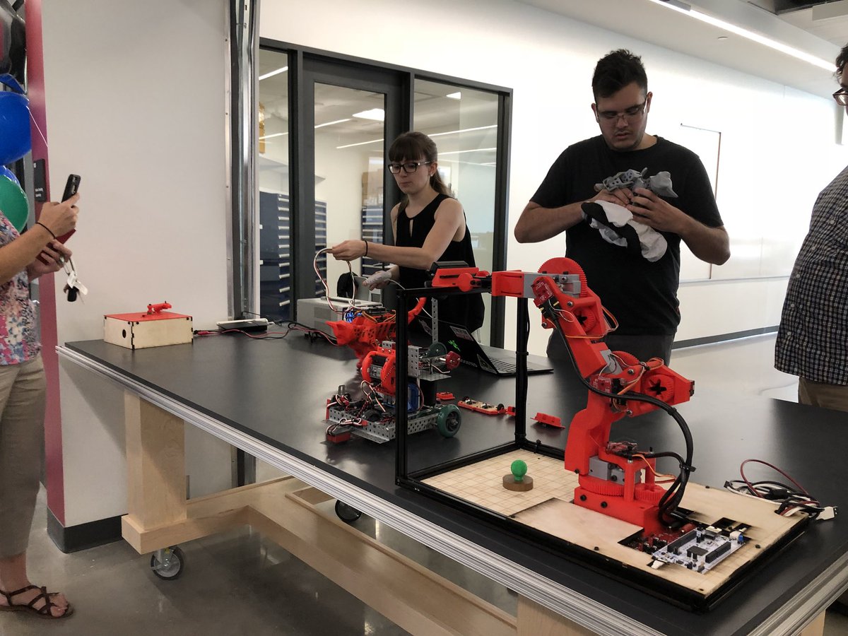 wpi_ece's tweet photo. Foise Innovation Studio &amp; Messenger Residence Hall GRAND opening! Open spaces. Open minds. Open possibilities. Not to mention an @auntieannespretzels &amp; a @planetsmoothie inside! #WPI #Foise #ECE https://t.co/UdKPPiOQiT