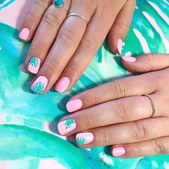 gossipnailbar's tweet image. This set is a bit of me!!! So lovely to see @jojohadler again, it’s been too long we missed you!! 😘💕 #checkerednails #tropicalnails #80snails #miaminails #calinails #holidaynails #yokohondanails #thegossipnailbar #bristolnailart #bristolnailbar #nailartbristol #nailsalonbris…