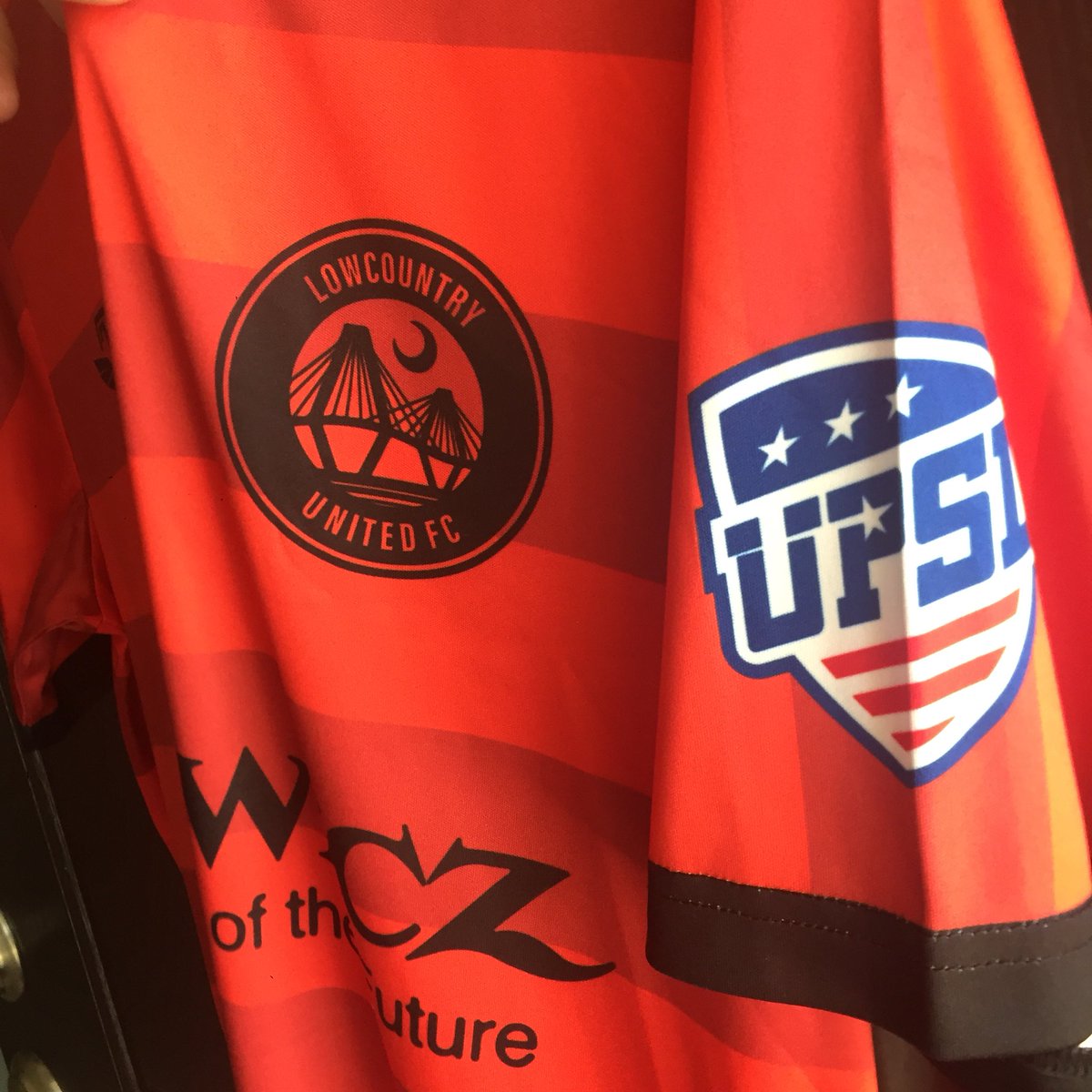 LowcountryUtd's tweet image. So we got some mail 📦 today. 

#MankiewicCoatings 🧡🖤