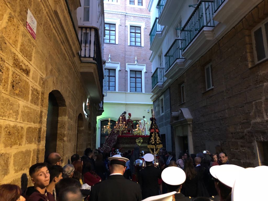 ccyttveracruz's tweet photo. 🔔 COMUNICADO OFICIAL • Acuerdo de renovación para el acompañamiento musical al misterio del @EcceHomoCadiz https://t.co/6qH4mdtjiP