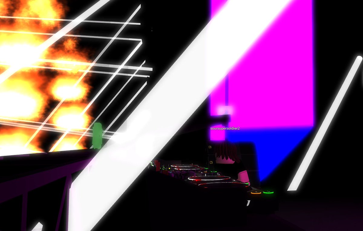 TheRobloxReaper's tweet image. Coming back with some riddim, soursupersoldier2 makes his debut in South Africa!