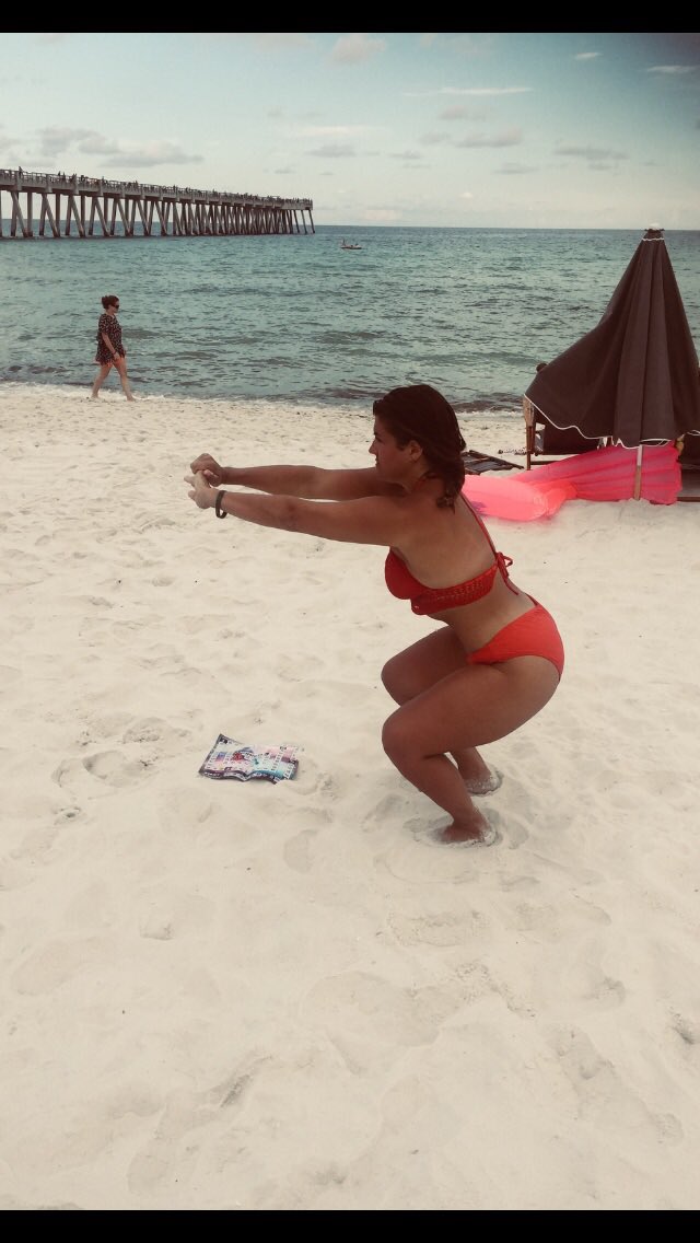 warriorgameapp's tweet photo. Holding on to that endless summer🏝. Where is your favorite place to Warrior Game? 
#beachworkout #gymtime #summertime #beachparty https://t.co/rCUNRDjCgM