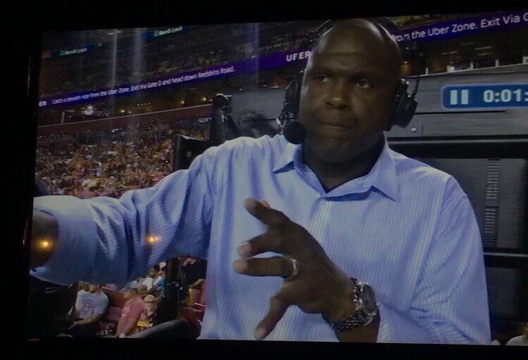 Bri_Hen's tweet photo. Booger McFarland’s pinky though 😰🤮 #MNF https://t.co/Ok50tI0K9S